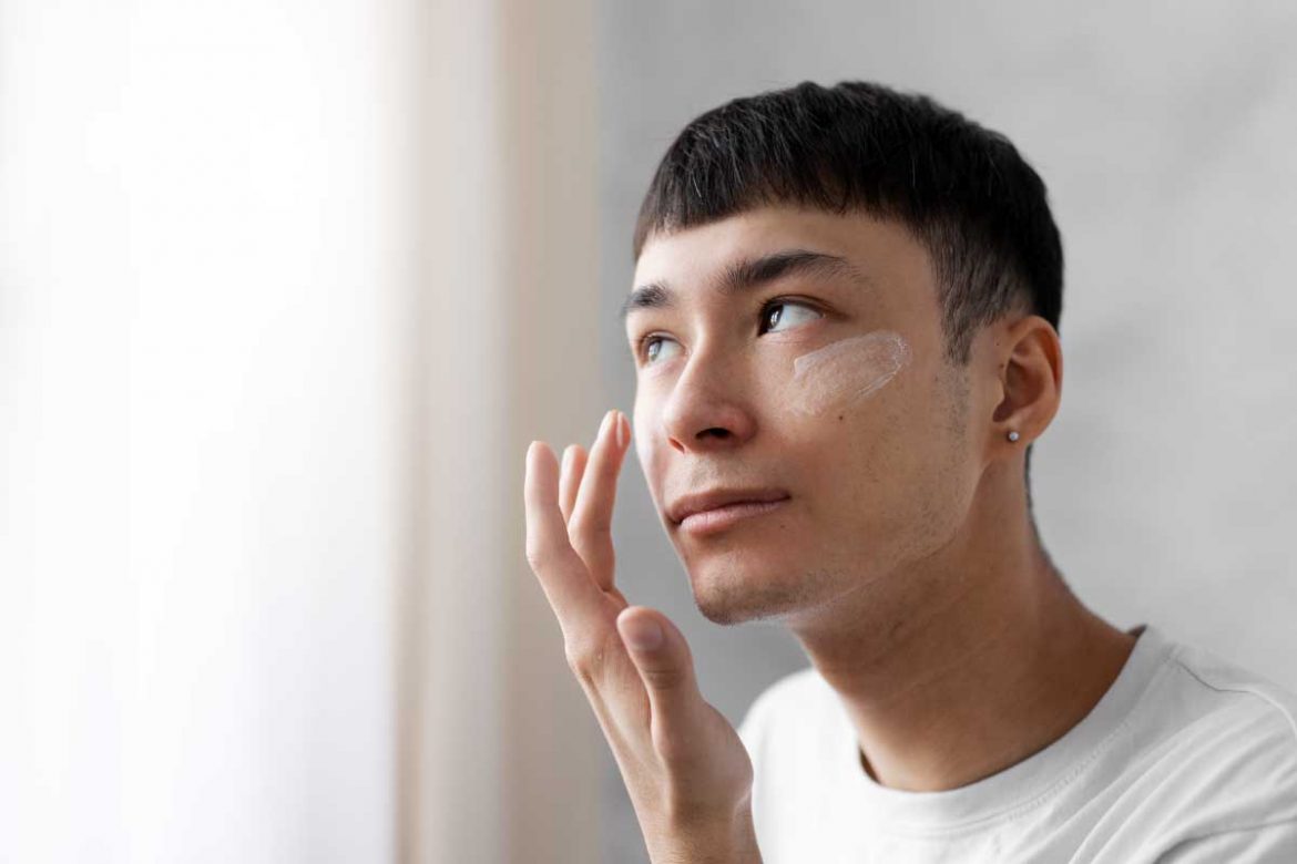 擠完痘痘要擦什麼？專家分享9個注意事項！