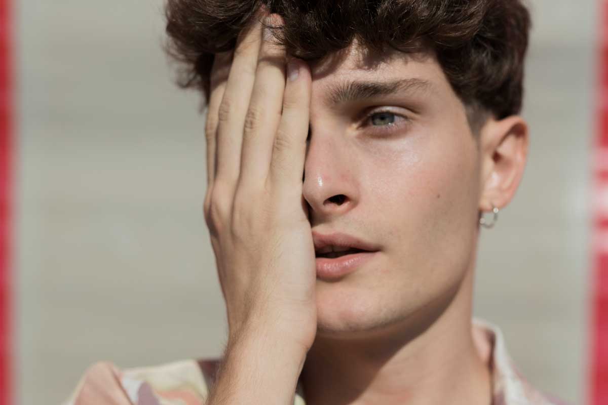 臉上痘痘怎麼消