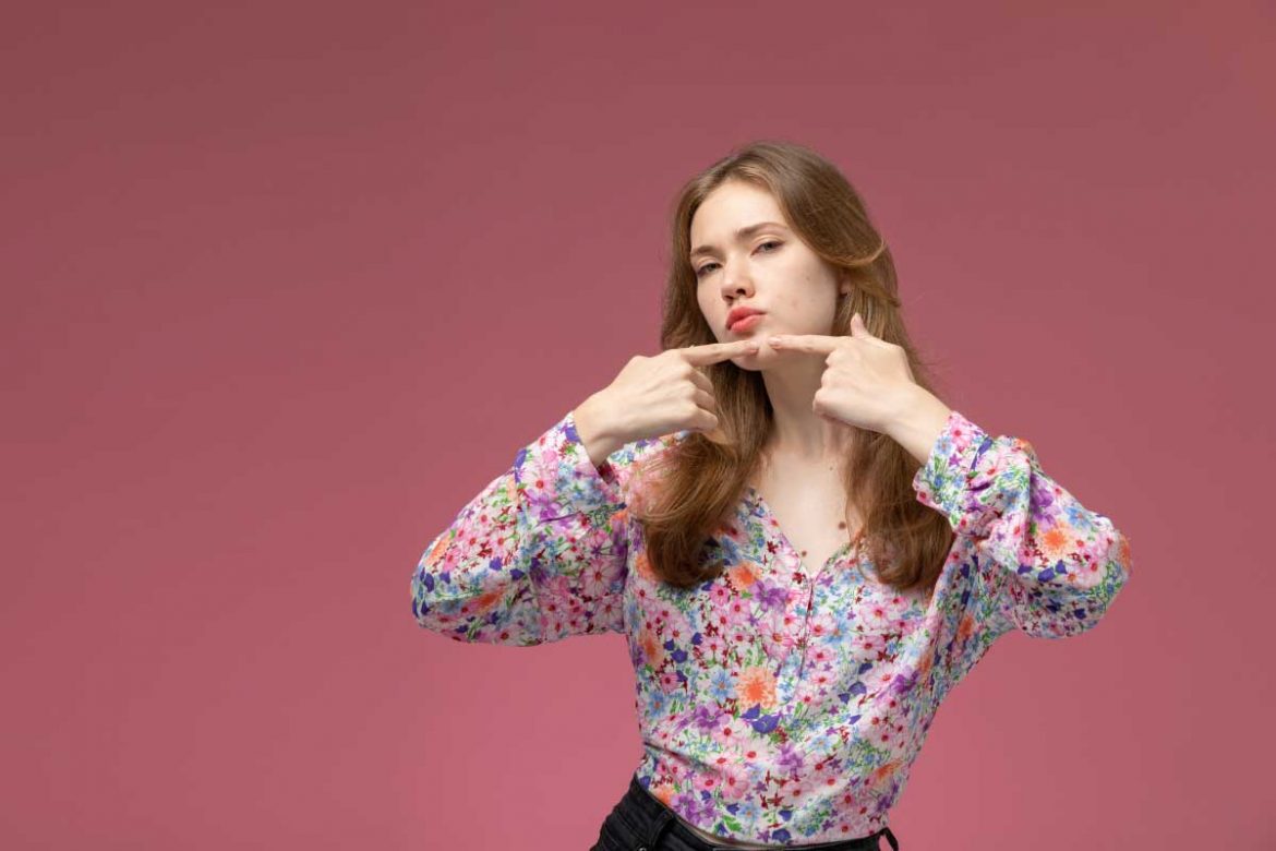 揭開長粉刺的神秘面紗：原因與解決之道！